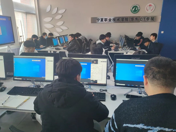 数通HCIP培训班.jpg