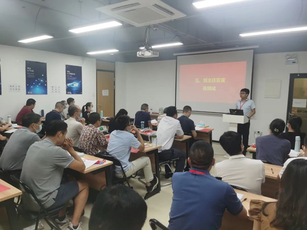 讯方智汇云校陈炳成.jpg