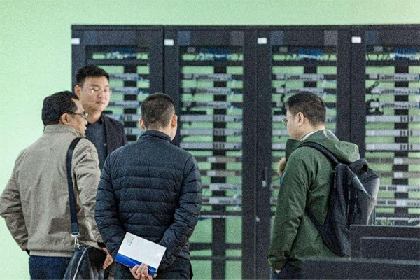 广东轻工职业技术学院到访重庆机电职业技术大学考察交流.png