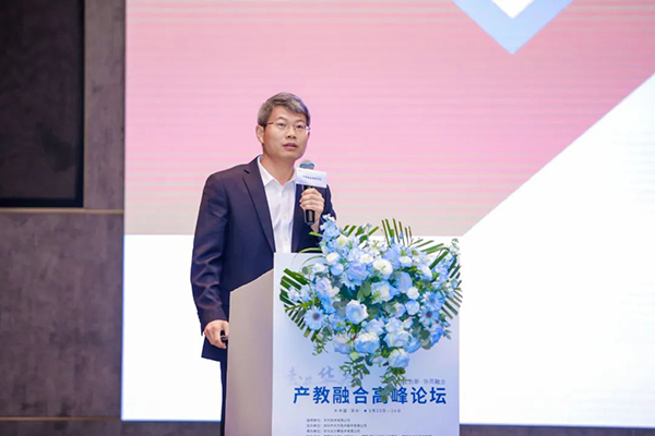 广东省珠江学者特聘教授深圳信息职业技术学院信息与通信学院院长管明祥.jpg