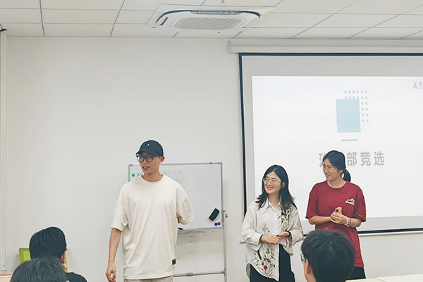 广东科技学院华为ICT学院2020级开课仪式.png