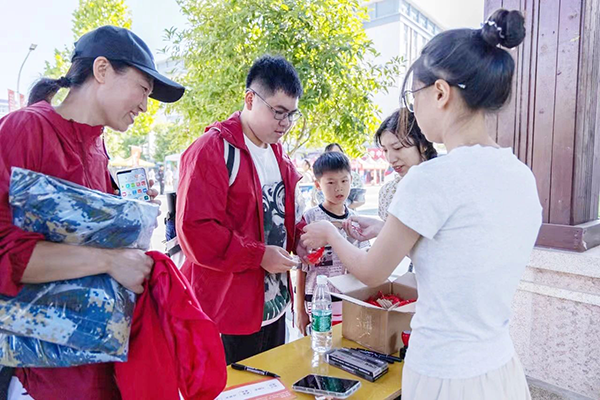 湖北恩施学院迎新活动.png
