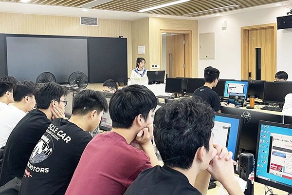 广州商学院HCIE周末班.png