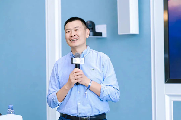 华为深圳政企合作伙伴发展与管理部人才发展经理周春波.png