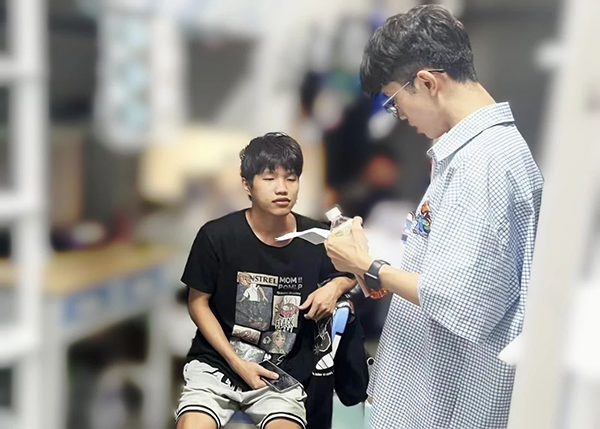 广州商学院华为创新班.png