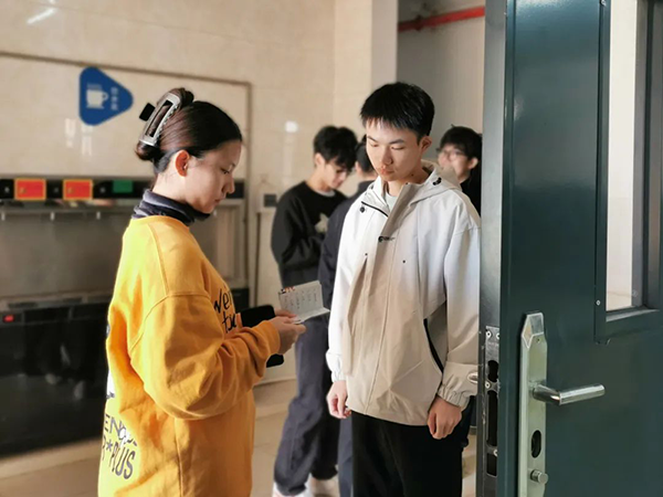 广东省实践赛初赛.png