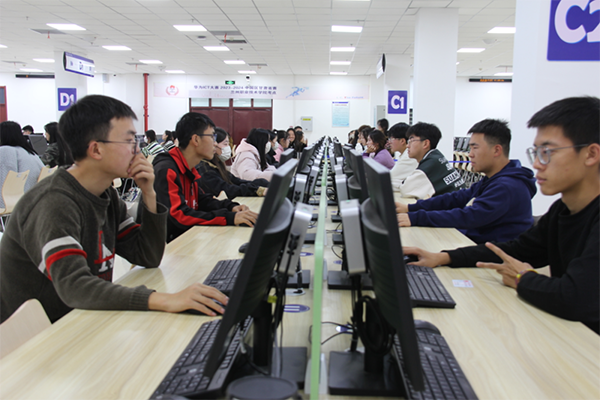 华为ICT大赛2023-2024中国区甘肃省实践赛·初赛兰州职业技术学院.png