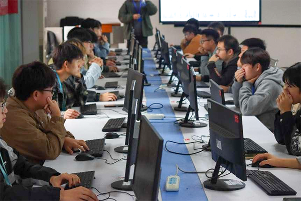 华为ICT大赛2023-2024中国区重庆市实践赛·初赛重庆机电职业技术大学赛区.png