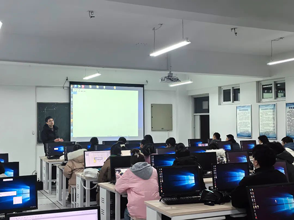 讯方智汇云校汪述鑫老师.png