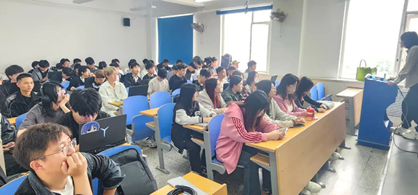 天津渤海职业技术学院讯方技术HarmonyOS人才训练营.png