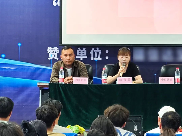 新疆工业职业技术学院信息工程系党支部书记隋胄君.png