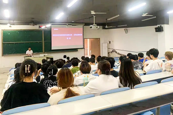讯方技术重庆机电运营中心经理张韬.png