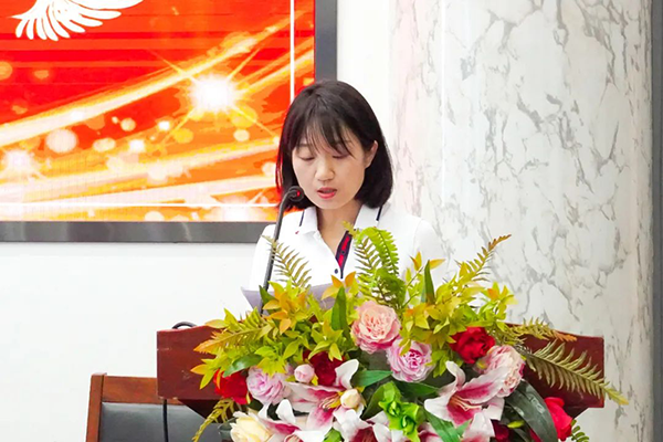 陕西邮电职业技术学院通信工程学院副院长雷蕾.png 陕西邮电职业技术学院通信工程学院副院长雷蕾.png