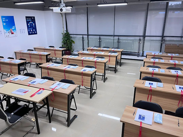 讯方智汇云校广州校区.png