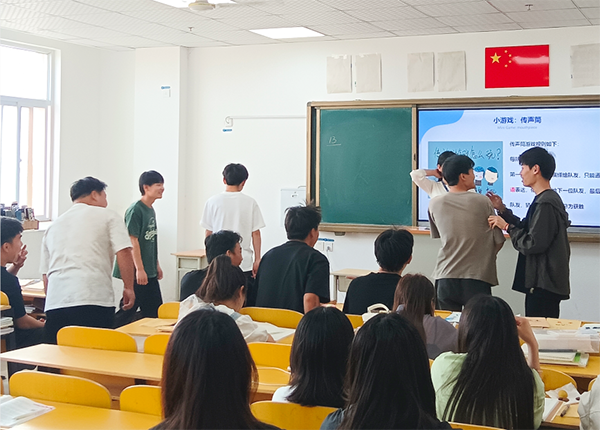 郑州轨道工程职业学院信息工程学院职业认知课程.png 郑州轨道工程职业学院信息工程学院职业认知课程.png