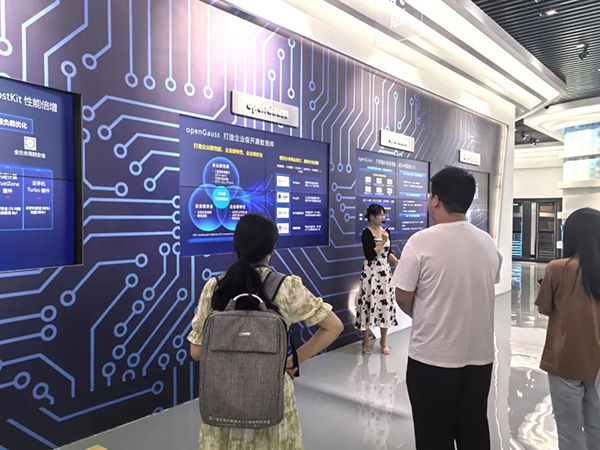 重庆建筑科技职业学院专业认识实习活动.png