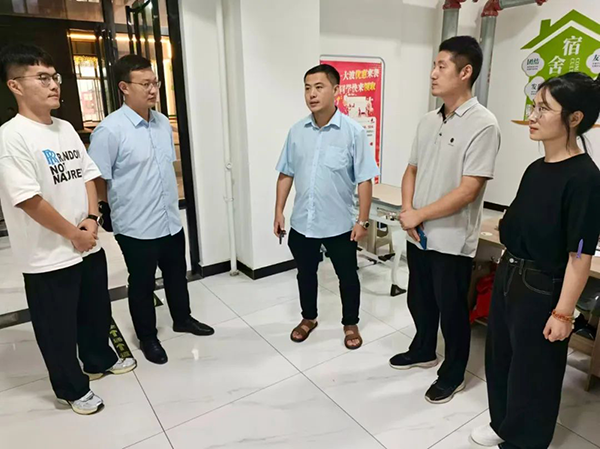 焦作工贸智能工程学院学管张博文院长.png